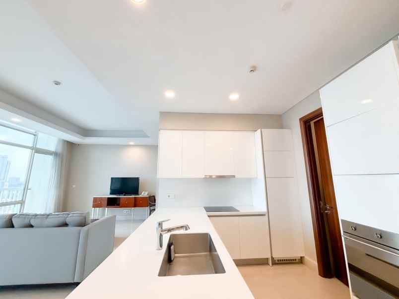 dijual apartemen kebayoran baru