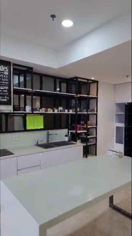 dijual apartemen pantai indah kapuk kamal