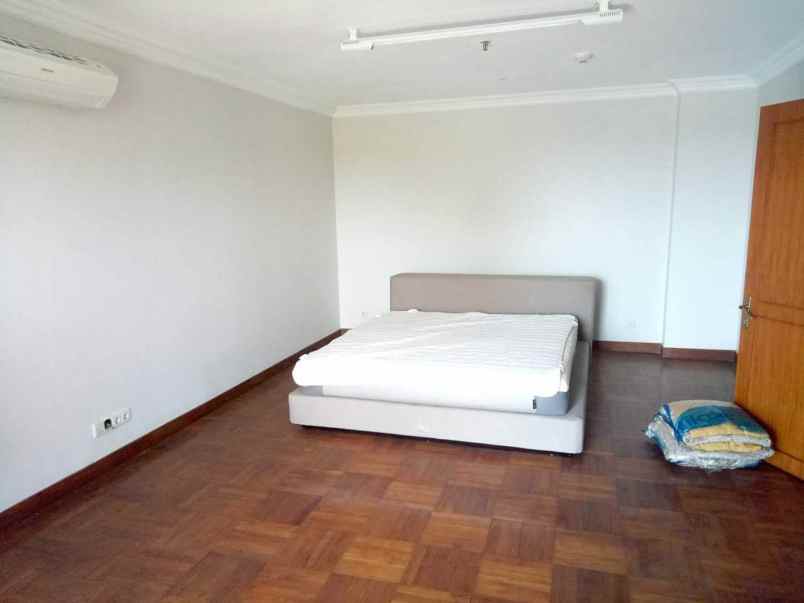 dijual apartemen pondok indah