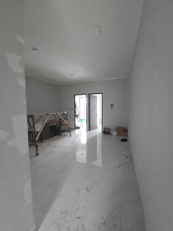 dijual apartemen semalang indah