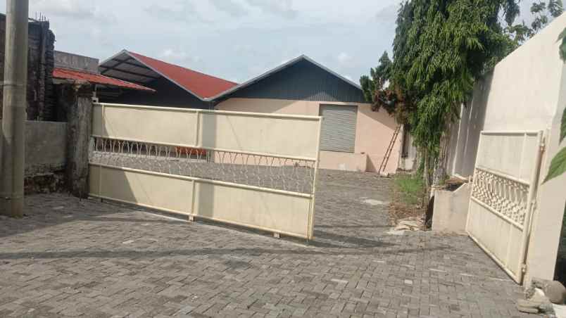 dijual atau disewakan gudang di mijen semarang