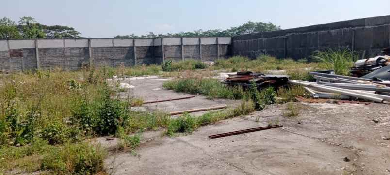 dijual atau disewakan gudang di mijen semarang