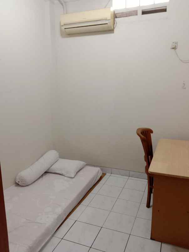 dijual bu rumah kost untuk bisnis dan usaha