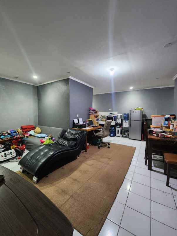 dijual cepat rumah siap huni di komp santosa asih
