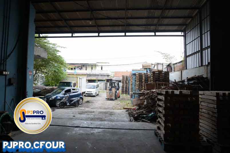 dijual gudang bagus dan aman