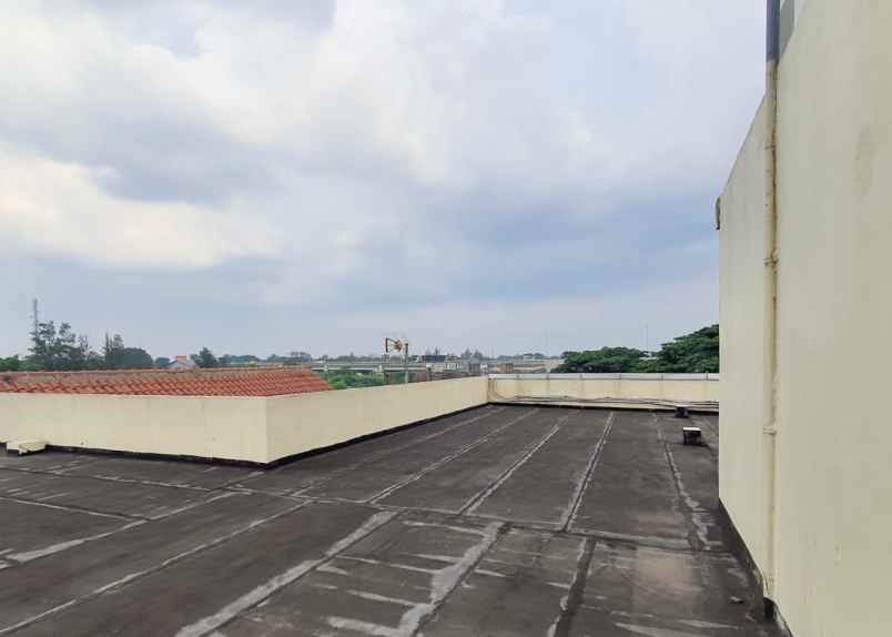 dijual gudang dan gedung di inspeksi kalimalang bekasi