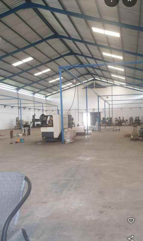 dijual gudang ex pabrik di nganjuk