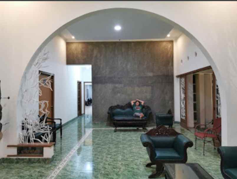 dijual hotel jl prawirotaman