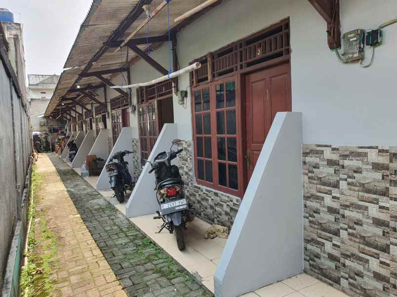 dijual kost jl ceger raya jurang mangu