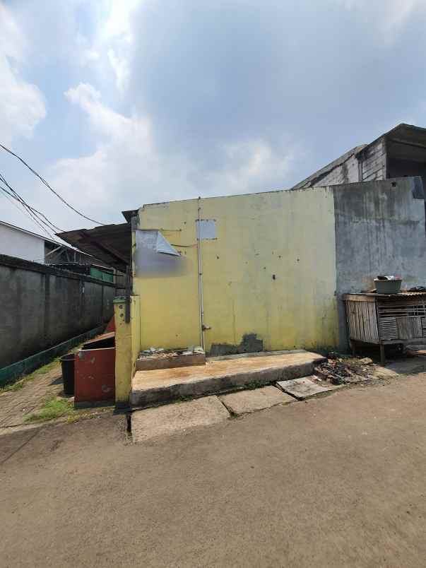 dijual kost jl ceger raya jurang mangu