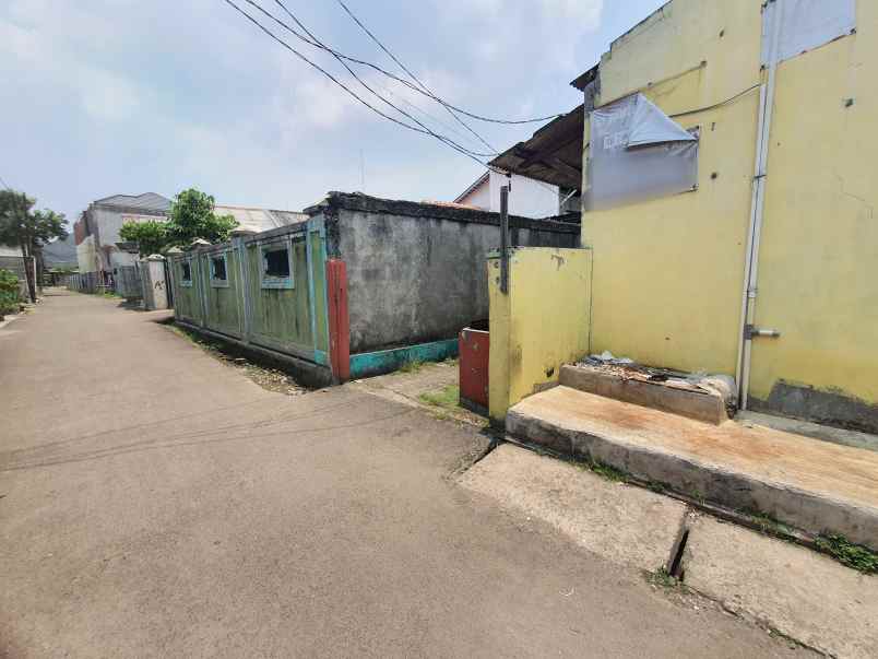 dijual kost jl ceger raya jurang mangu