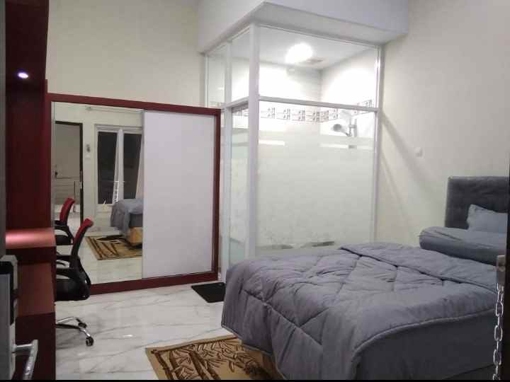 dijual kost jl gunung sewu jebres solo