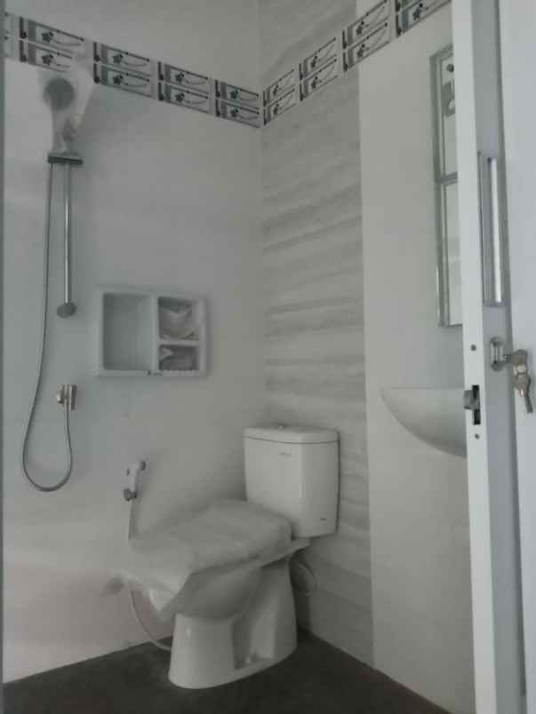 dijual kost jl gunung sewu jebres solo
