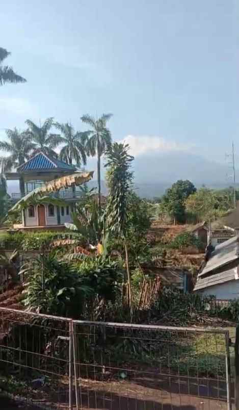 dijual lokasi tanah di gunung geulis