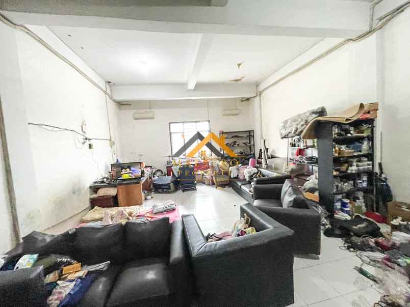 dijual ruko gudang kantor jalan karya wisata