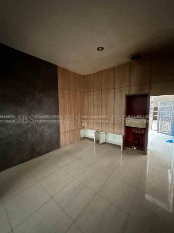 dijual ruko gudang kantor jalan pembangunan iv