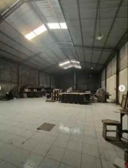 dijual ruko gudang kantor jalan raya kota semarang