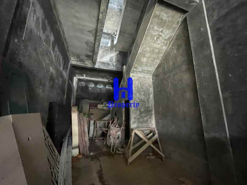 dijual ruko gudang kantor komplek royal monaco jalan