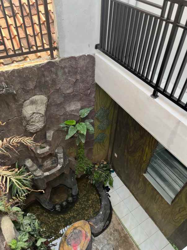 dijual ruko gudang kantor pondok kacang raya