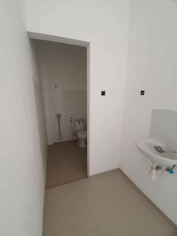 dijual ruko gudang kantor raya kalijudan