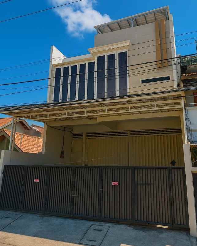 dijual ruko gudang kantor tambaksari