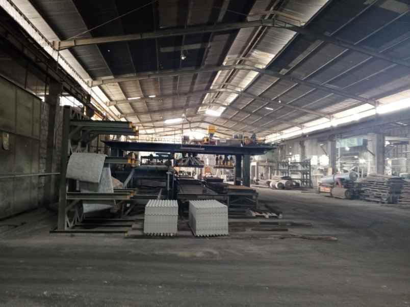 dijual ruko gudang kantor tirtomartani kec kalasan