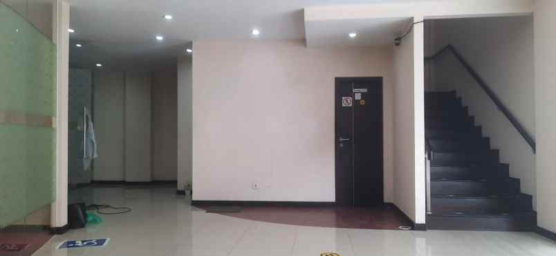 dijual ruko gudang kantor wolter monginsidi