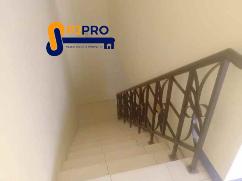 dijual ruko siap pakai di harapan indah 1 bekasi