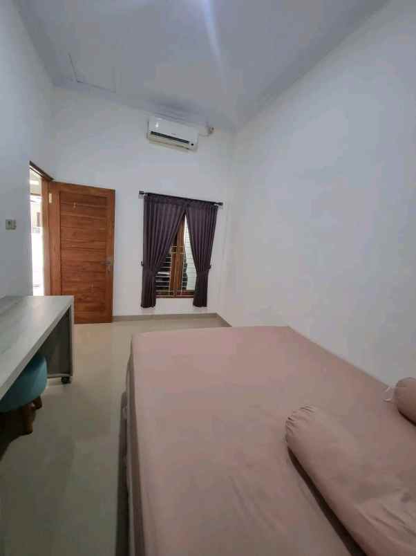 dijual rumah 2 5 km umy