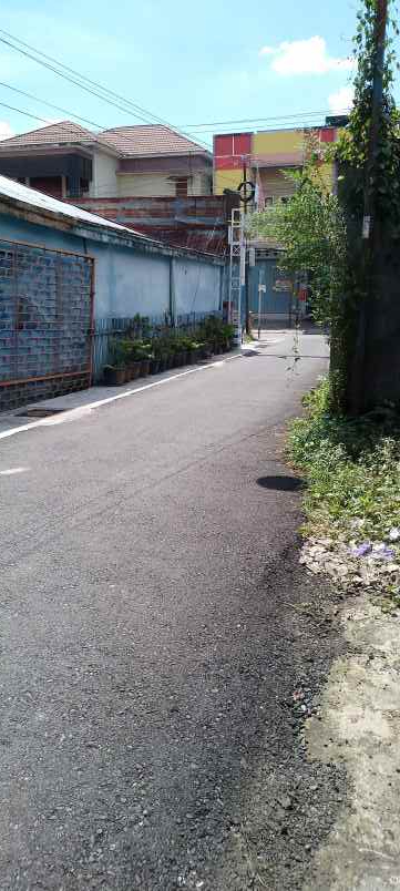 dijual rumah 2 lantai