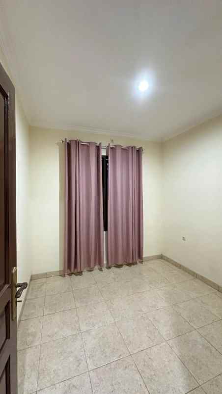 dijual rumah 2 lantai furnished di citra gran cibubur