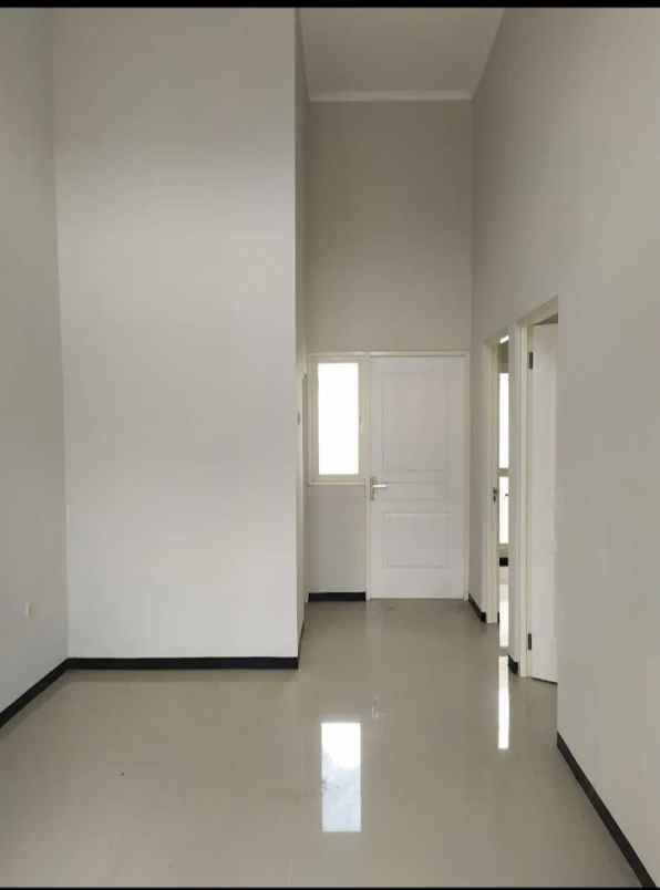 dijual rumah alana regency cemandi