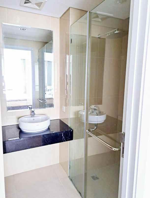 dijual rumah apartemen grand sungkono