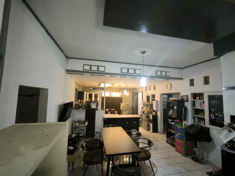 dijual rumah arcamanik