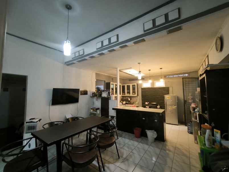 dijual rumah arcamanik