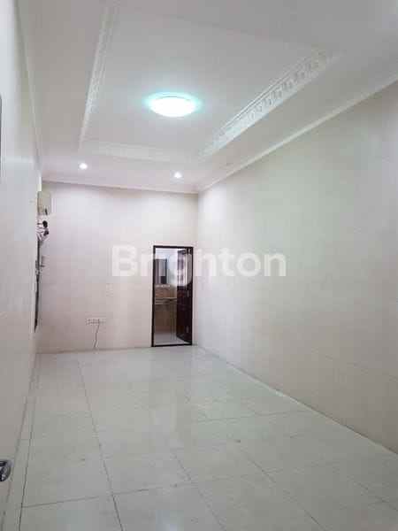 dijual rumah babatan panmtai