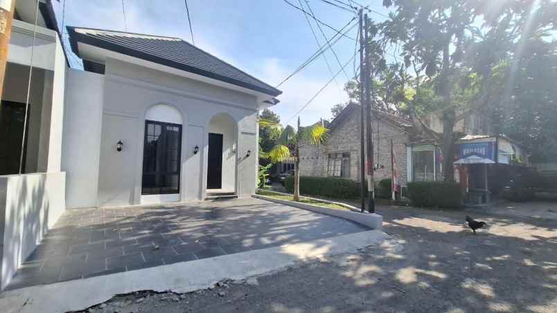 dijual rumah bangunjiwo kec kasihan kab