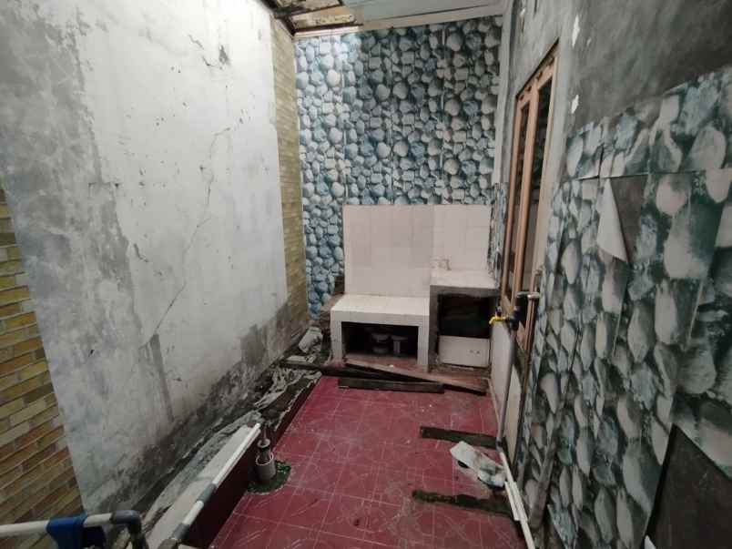 dijual rumah banyuanyar banjarsari