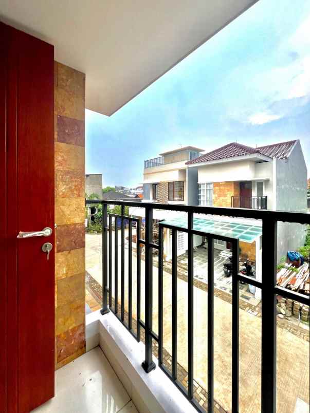 dijual rumah batu ampar condet jaktim