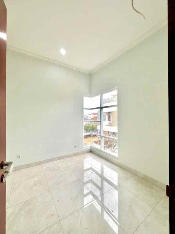dijual rumah batu ampar condet jaktim