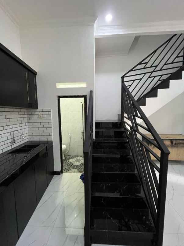 dijual rumah batuampar condet jakarta timur