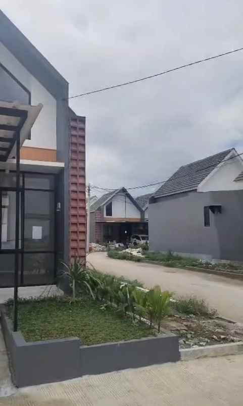 dijual rumah bedahan sawangan depok