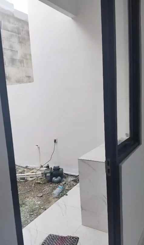 dijual rumah bedahan sawangan depok