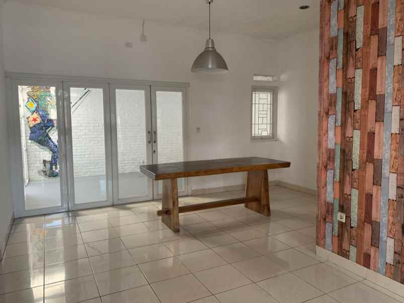 dijual rumah bella casa depok