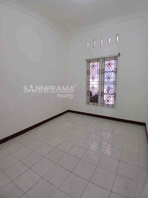 dijual rumah bella casa residence