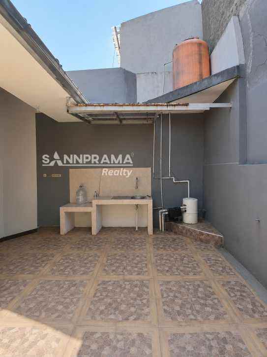 dijual rumah bella casa residence