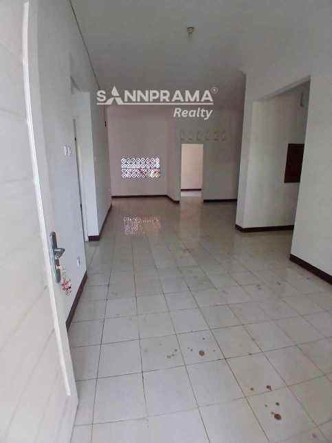 dijual rumah bella casa residence
