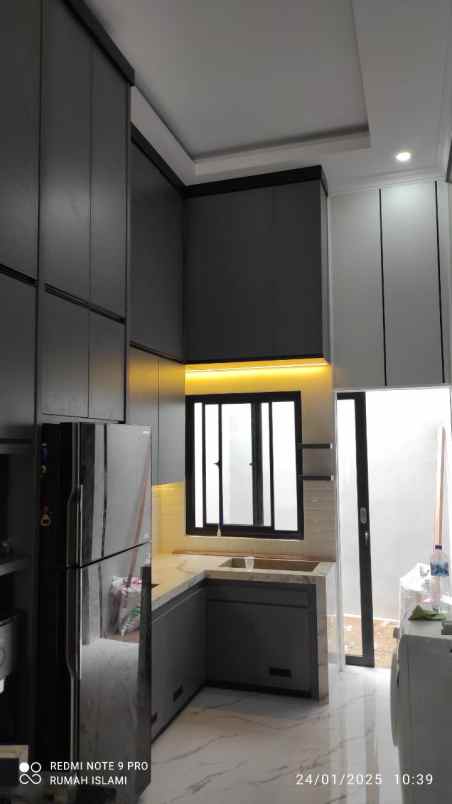 dijual rumah bintara