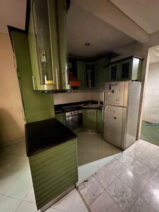dijual rumah bintaro sektor 9