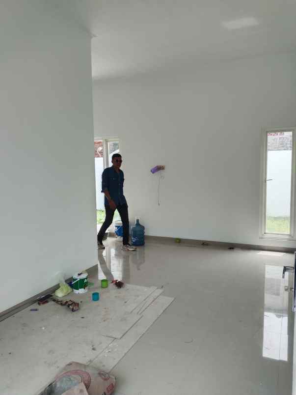 dijual rumah bringin ngaliyan